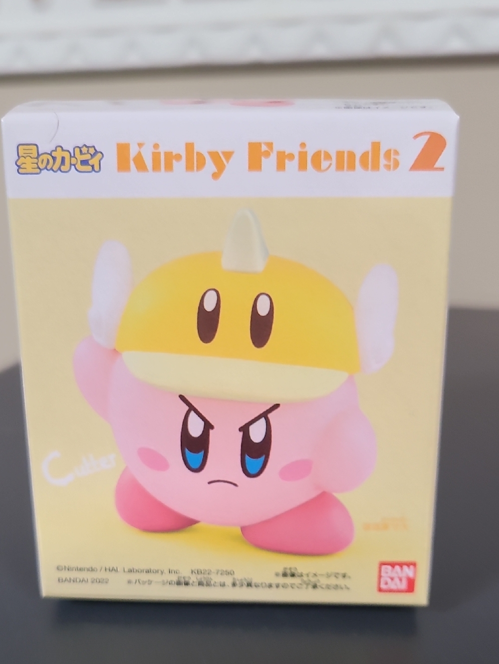 Kirby Friends 2  Cutter Bandai Pink Figure Yellow Helmet NIB Collectable